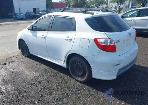 2010 Toyota Corolla Matrix из США, поврежденный, VIN 2T1KU4EE0AC339776